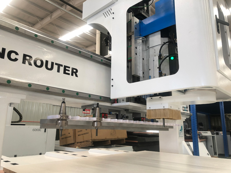 線性自動換刀器 5x10 數控雕刻機 線性自動換刀器 5x10 數控雕刻機