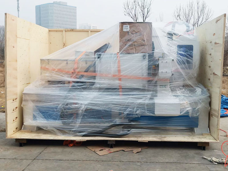 4x8數控雕刻機包 4x8數控雕刻機包