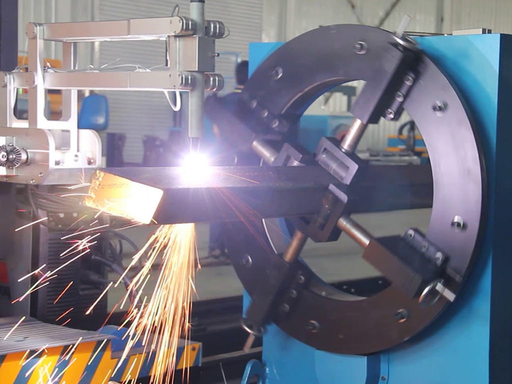 數控等離子切割方管