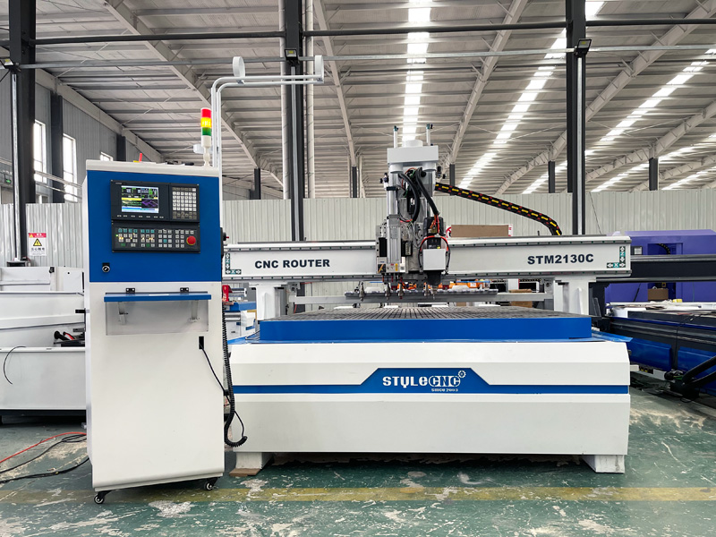 用于定制櫥柜制造的智能嵌套數(shù)控雕刻機(jī) 用于定制櫥柜制造的智能嵌套數(shù)控雕刻機(jī)