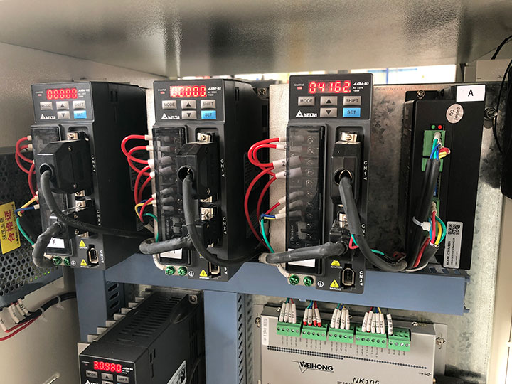 臺(tái)達(dá)伺服電機(jī) 臺(tái)達(dá)伺服電機(jī)