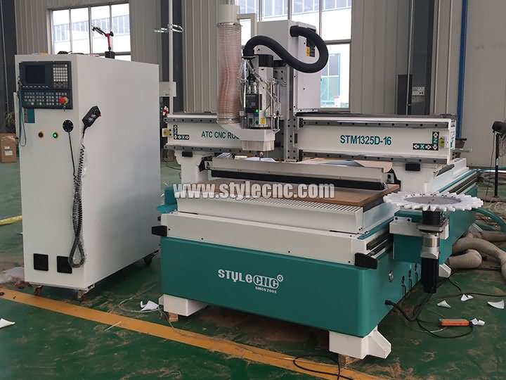 盤式自動換刀裝置數控銑床