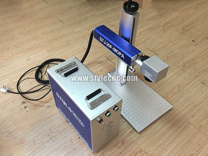 彩色激光雕刻機