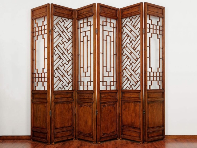 用于木制屏風鏤空雕刻項目的數控木工雕刻機