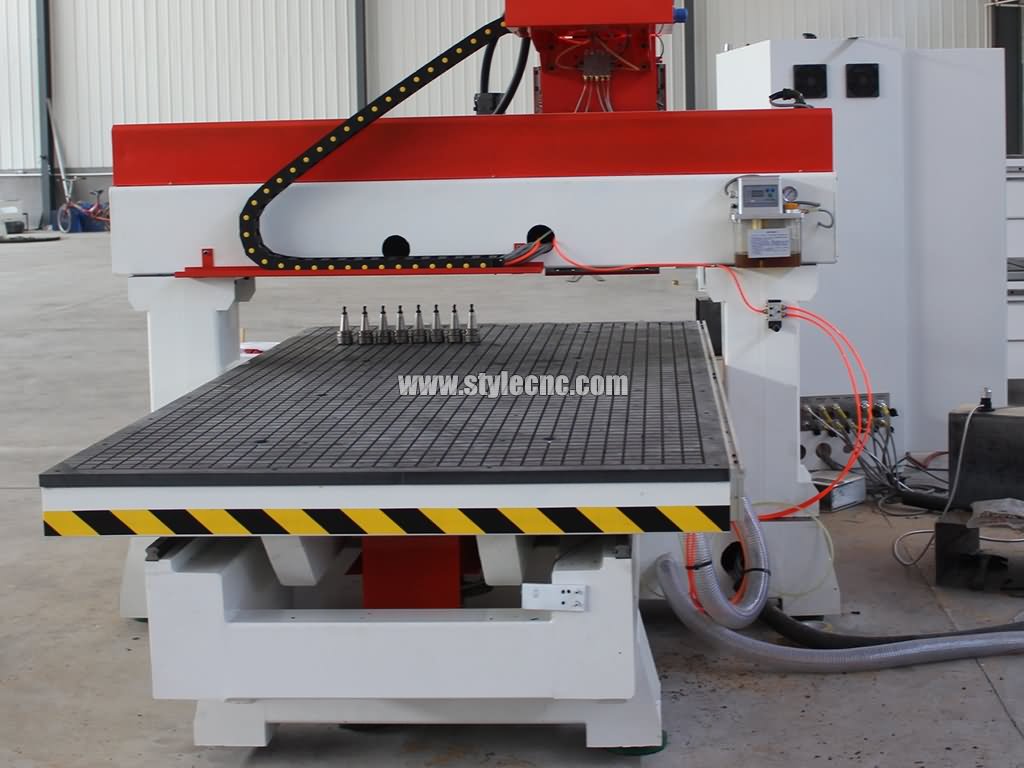 帶移動工作臺的數控雕刻機