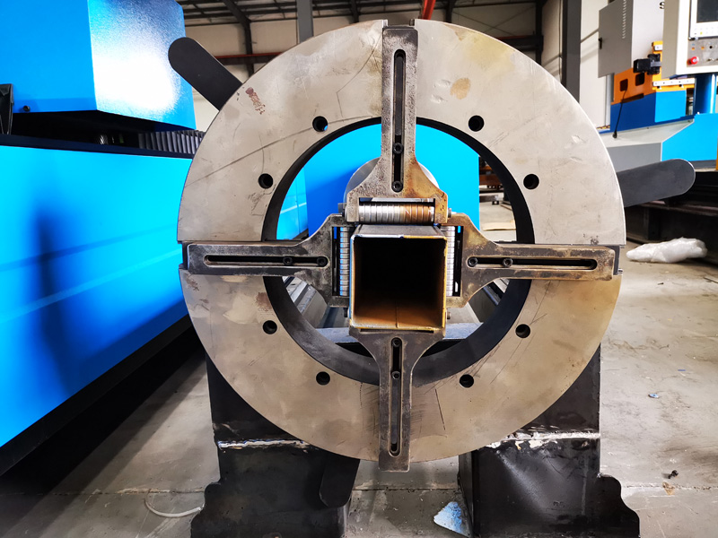 圓管、方管等離子切割四爪旋轉裝置