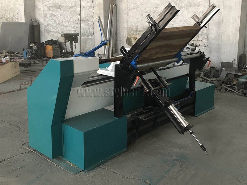 自進料數控木工車床 自進料數控木工車床