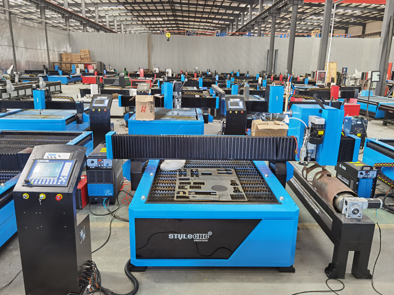 4x8 數控等離子切割工作臺 4x8 數控等離子切割工作臺