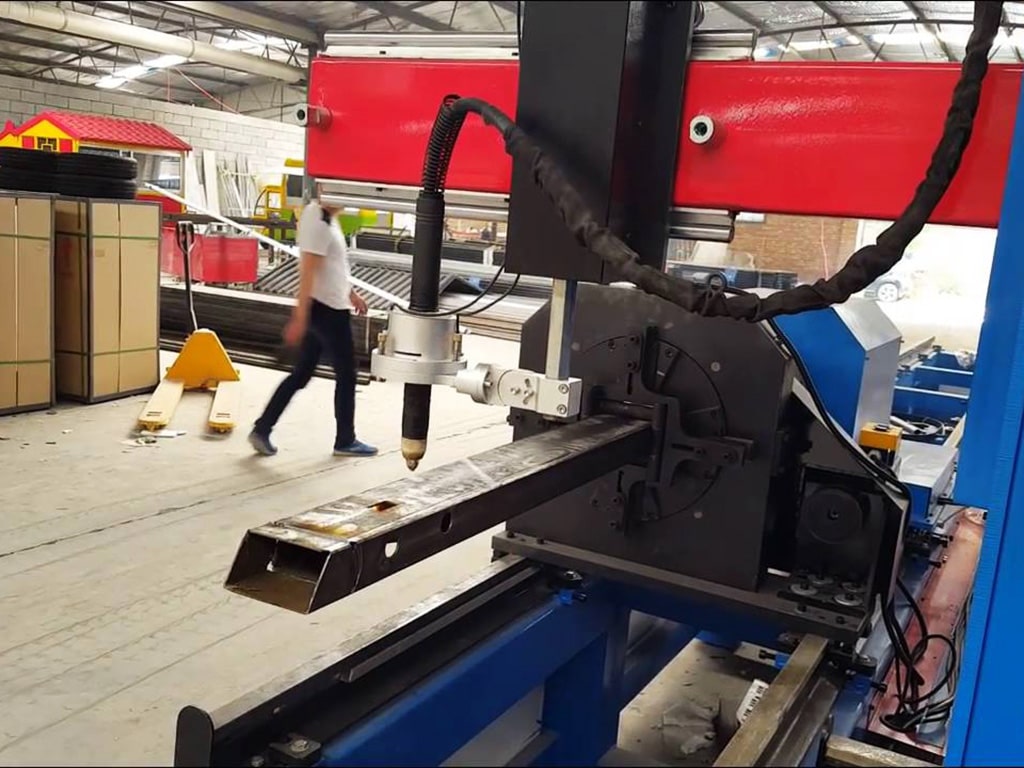 數控等離子切割方管