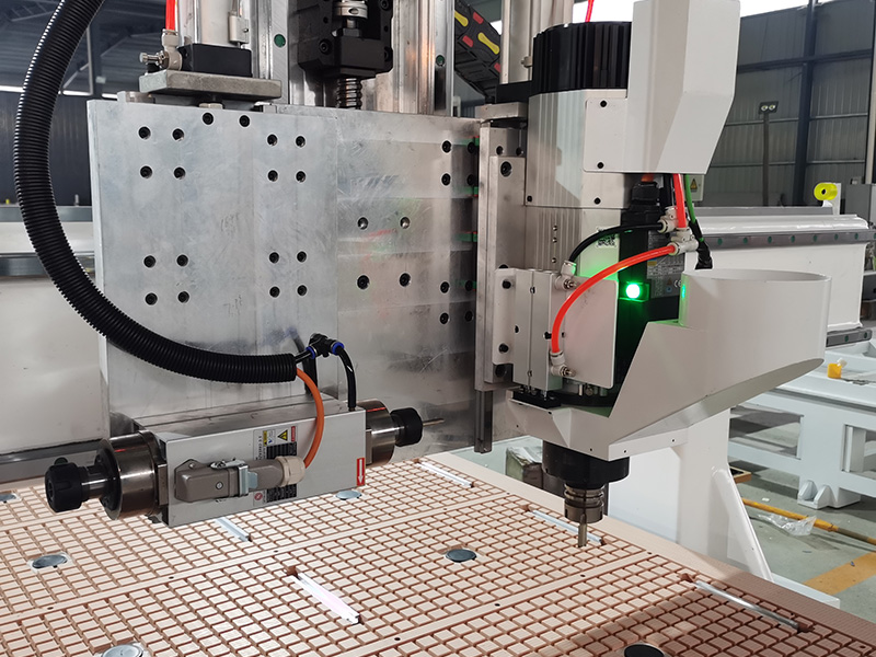 4x8 木工數(shù)控銑床 4x8 木工數(shù)控銑床