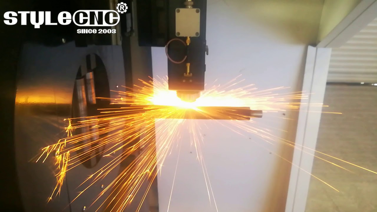 用于金屬管切割的兩用光纖激光切割機(jī)