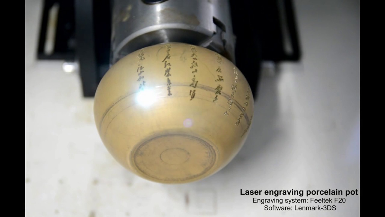 3D 帶旋轉(zhuǎn)附件的激光雕刻機(jī)